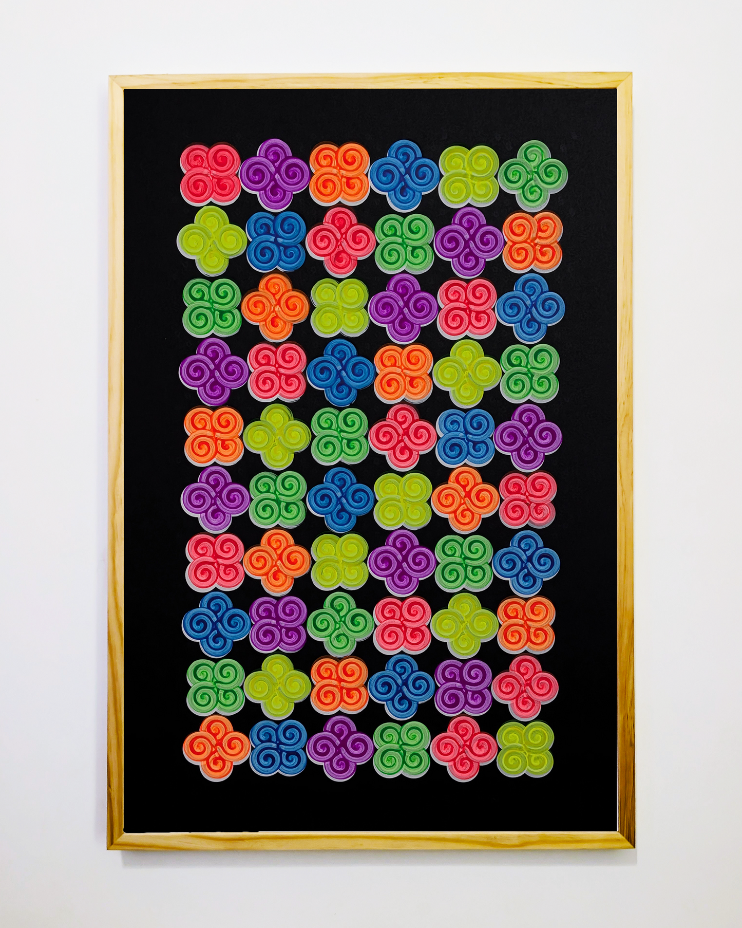 Design #54 - Flower Fluorescent BC