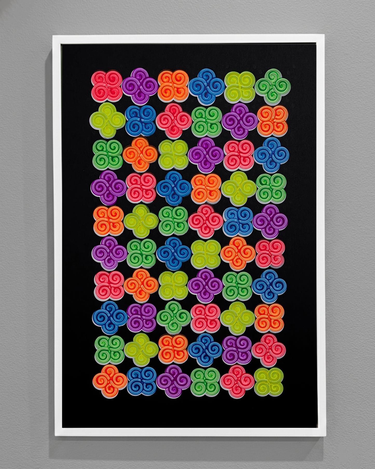 Design #54 - Flower Fluorescent BC